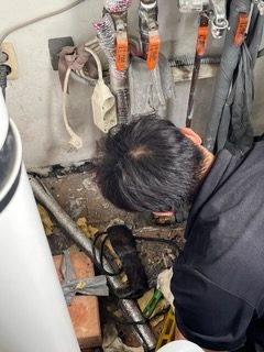 벽 아래 배관 노출 후 교체 공사일지 25